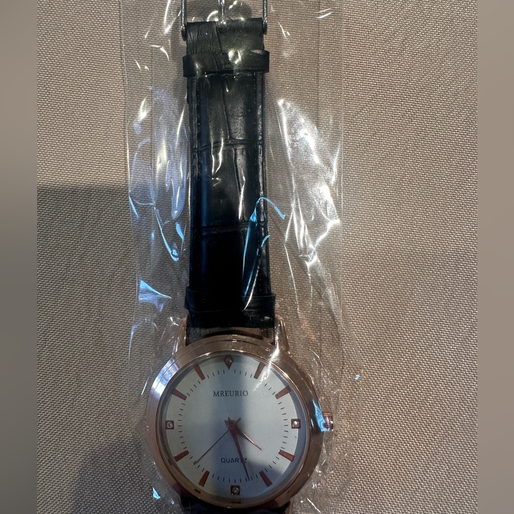 Mreurio Rose Gold and Black Leather Watch - Picture 4 of 6